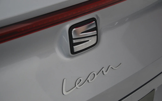 Seat Leon cena 87900 przebieg: 57800, rok produkcji 2022 z Łobez małe 301